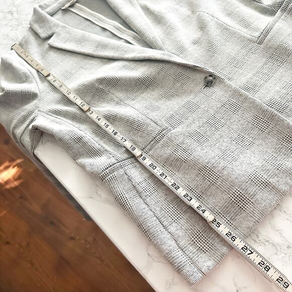 Loft Gray Plaid Knit Blazer Cardigan Women's Size XXL single button closure‎ - Picture 9 of 11